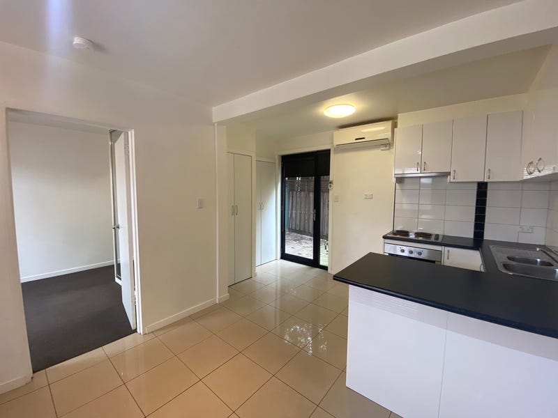 2/15 Mozart Street, St Kilda, VIC 3182