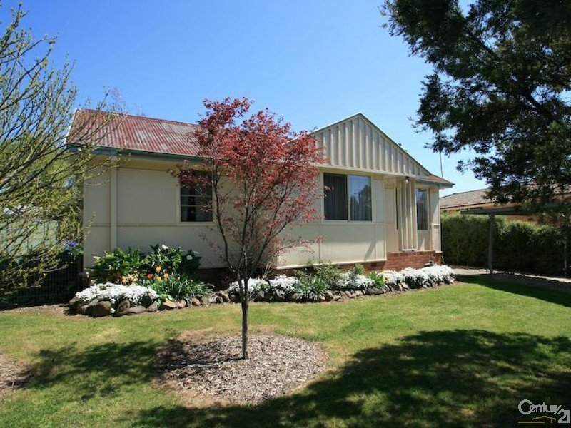 49 BURRENDONG WAY, Orange, NSW 2800 Property Details