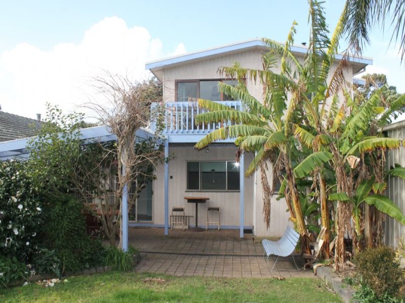 32 Steele Street, Cowes, Vic 3922 Property Details