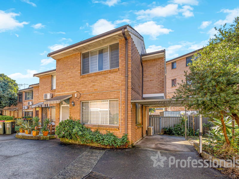 19/2 Waterside Crescent, Carramar, NSW 2163 Townhouse for Sale