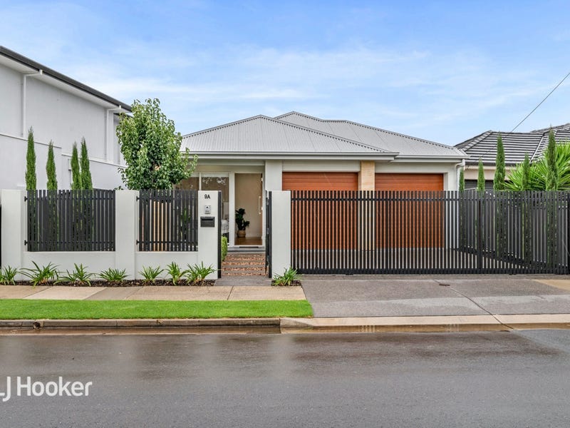 9A Fawnbrake Cres, West Beach, SA 5024