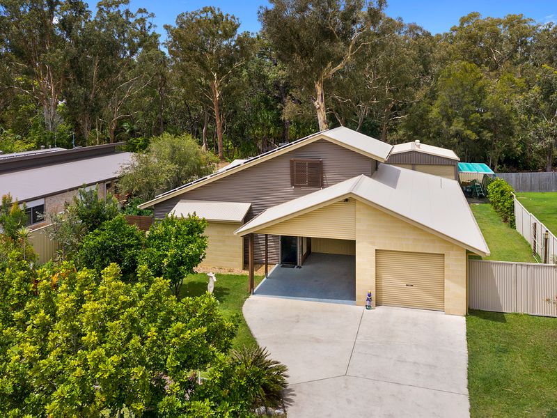 35 FYSHBURN DRIVE, Cooloola Cove, Qld 4580 House for Sale