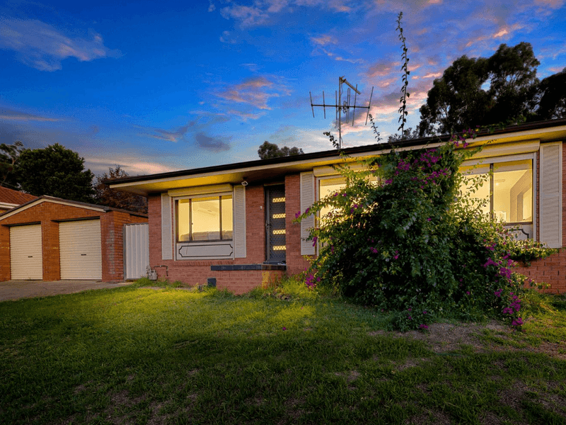 16 Peridot Close, Eagle Vale, NSW 2558