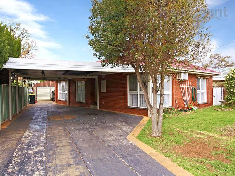 5 Grace Street, Melton South, VIC 3338