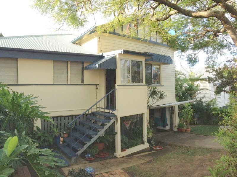 110 Lloyd Street, Camp Hill, QLD 4152