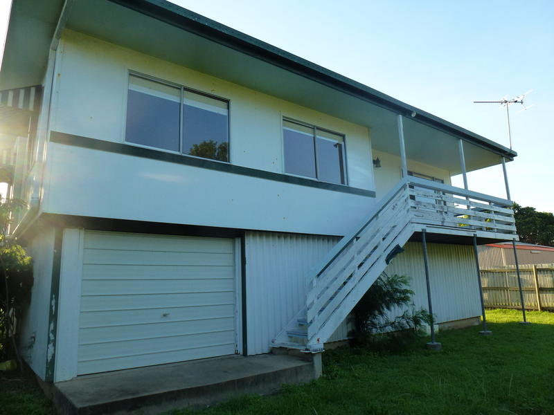 32 Redcliffe Avenue, Seaforth, QLD 4741