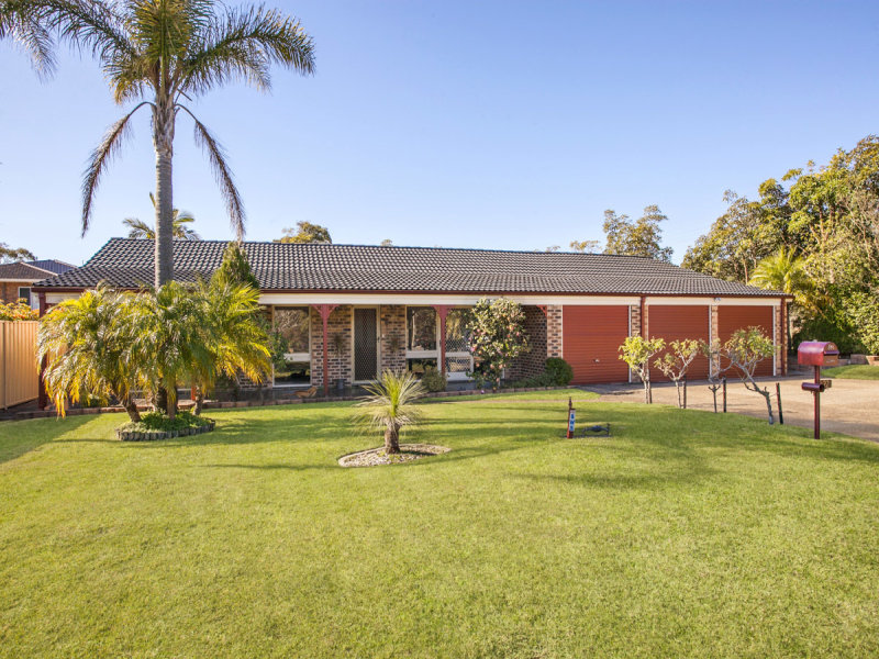 22 Tilba Place, Yarrawarrah, NSW 2233 Property Details