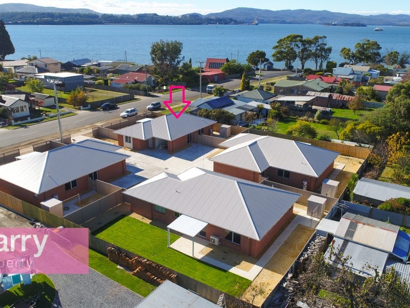 243245 Flinders Street, Beauty Point, TAS 7270