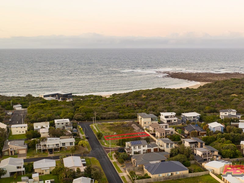 106 Surf Beach Road, Cape Paterson, VIC 3995