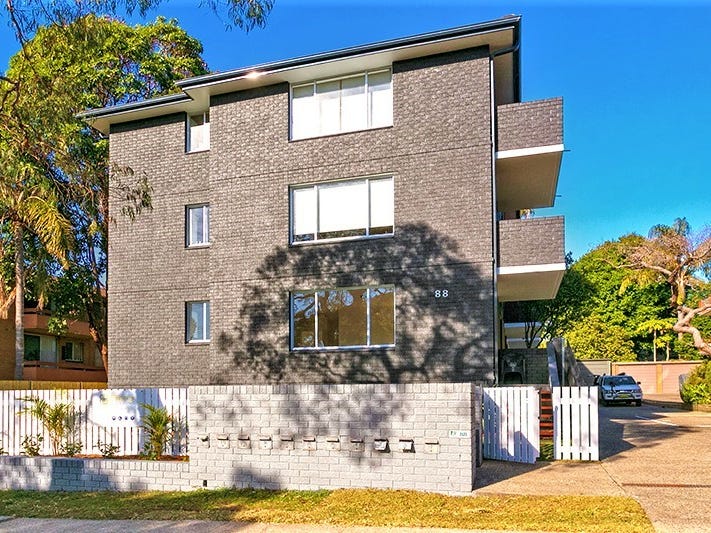 1/88 Wyadra Avenue, Freshwater, NSW 2096