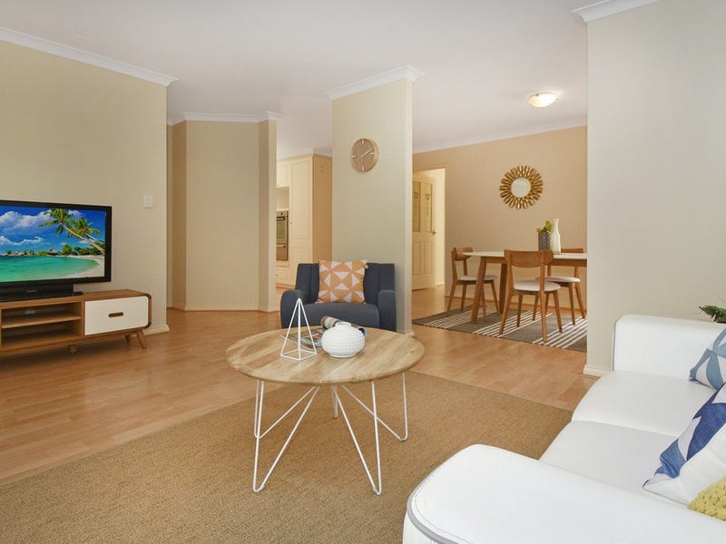 2/2 Crocker Road, Innaloo, WA 6018 Property Details