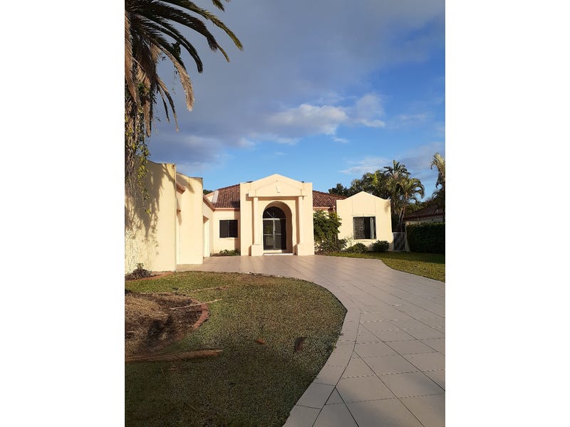 8503 Magnolia Drive W, Hope Island, QLD 4212