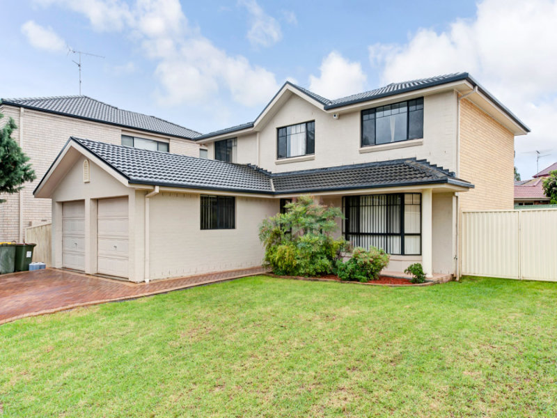 14 Clematis Place, Mount Annan, NSW 2567