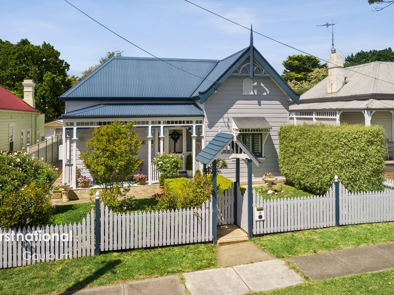 18 Lorne Street, Goulburn, NSW 2580 Property Details