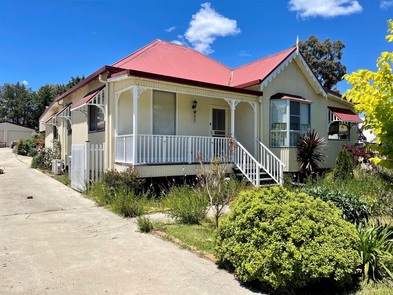 22 Queen Street, Uralla, NSW 2358 House for Sale