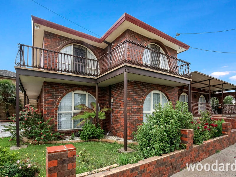 130 Hughes Parade, Reservoir, Vic 3073 Property Details