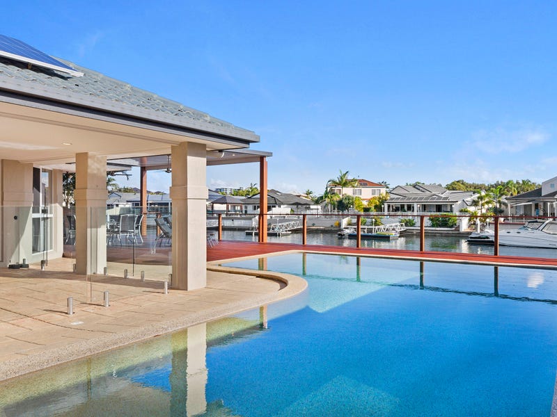 100 Sundance Way, Runaway Bay, QLD 4216