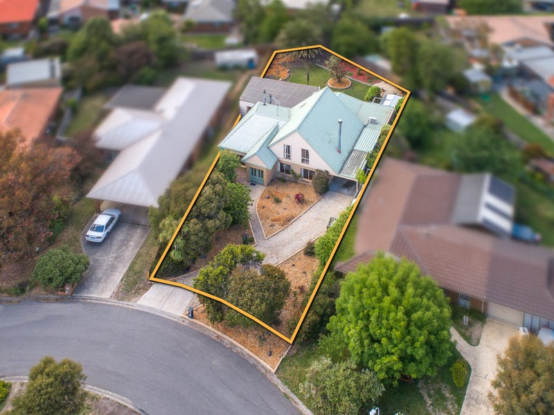 5 Banksia Grove, Gisborne, VIC 3437