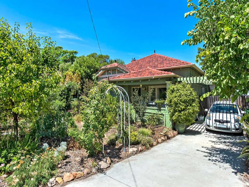 13 Gilbert Street, Bayswater, WA 6053