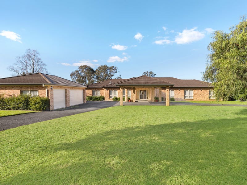 201 Willeroo Drive, Windsor Downs, NSW 2756