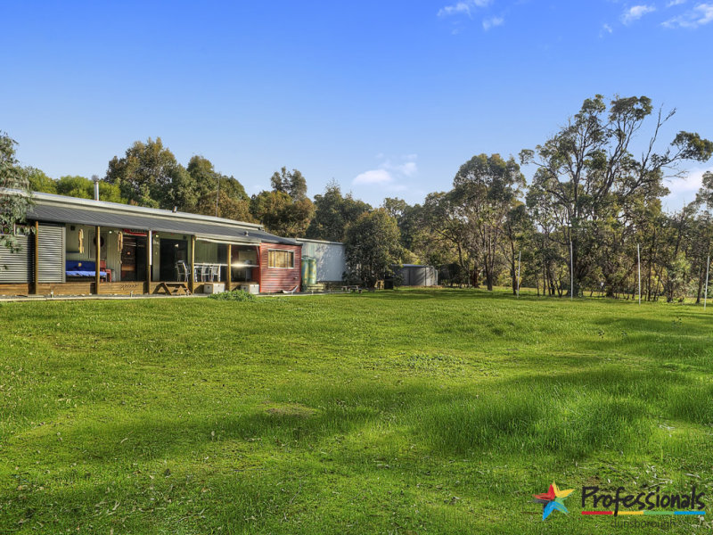 130 Wisteria Drive, Quindalup, WA 6281 Property Details