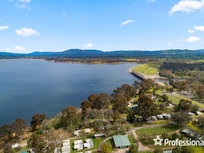 Unit 35 Lake Hume Tourist Park, Lake Hume Village, NSW 3691 Unit for
