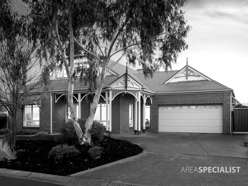 2 Earls Court, Point Cook, VIC 3030