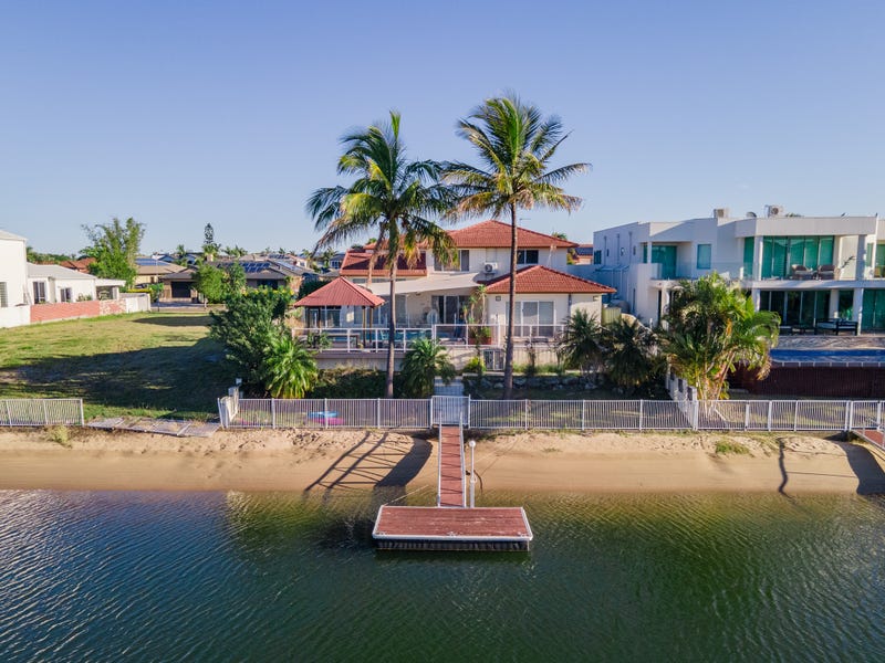 11 Cessnock Close, Mermaid Waters, QLD 4218