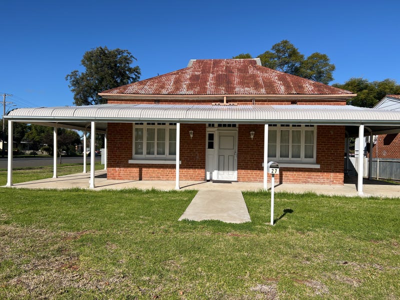 27 Victoria Street, Parkes, NSW 2870