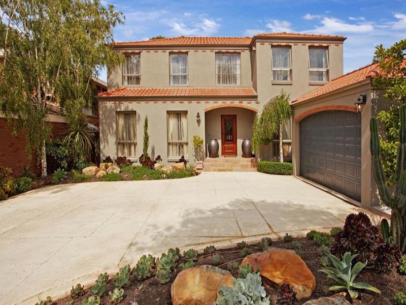 18 Oak Street, Beaumaris, Vic 3193 Property Details