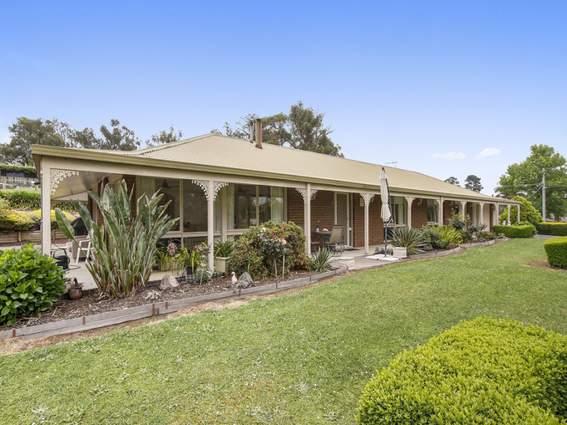 10 Read Road, Seville, Vic 3139 Property Details