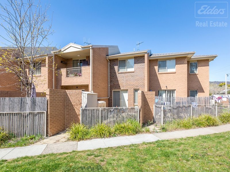 2/2 McIntosh Street, Queanbeyan, NSW 2620 Property Details
