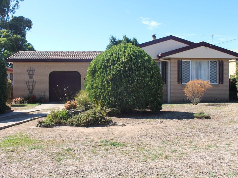 22 Sapphire Street, Inverell, NSW 2360 Property Details