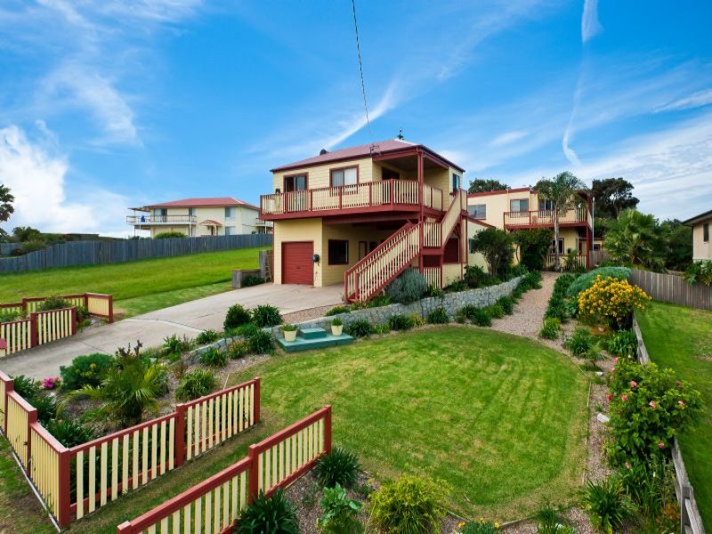 126 NOBLE PARADE, Dalmeny, NSW 2546 Property Details