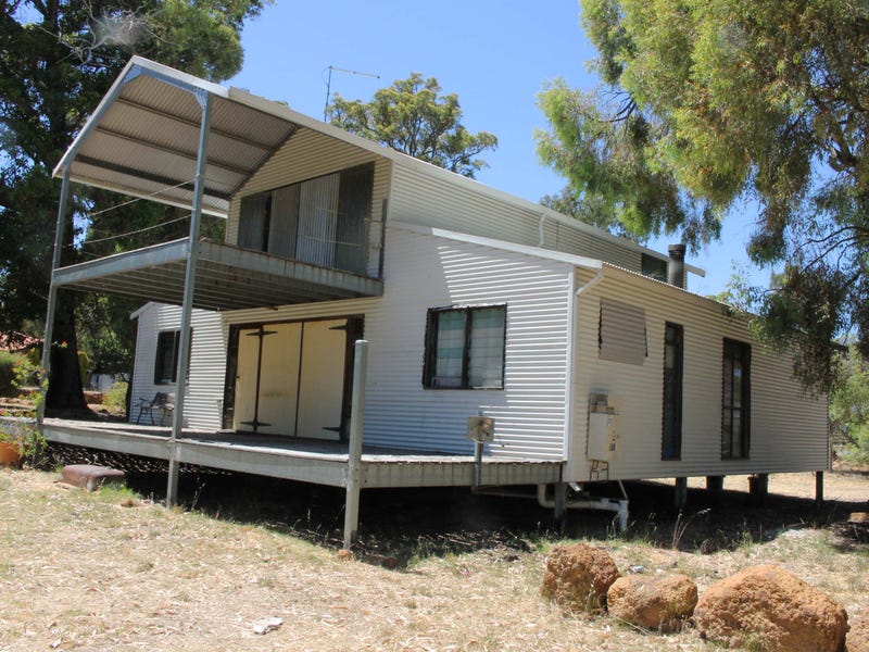 825 Cook Street, Mount Helena, WA 6082