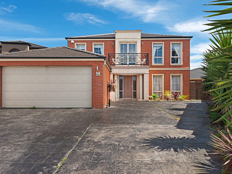 12 Holly Court, Gowanbrae, VIC 3043