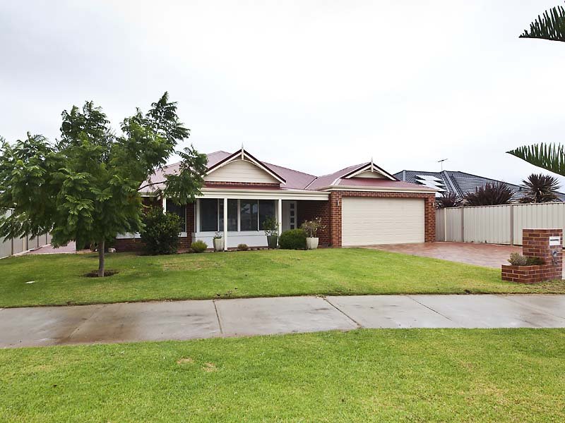 15 Surf Drive, Secret Harbour, WA 6173