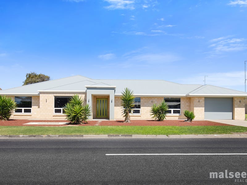 35 Elizabeth Street, Port Macdonnell, SA 5291