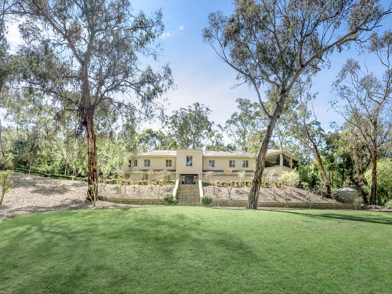 1 Aylesbury Way, Warrandyte, Vic 3113 House for Sale