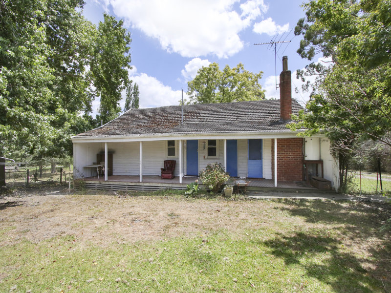 130 Airlie Road, Healesville, Vic 3777 Property Details