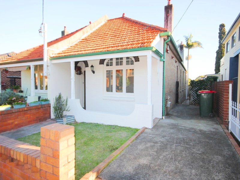 21 Carrington Street, Bexley, NSW 2207