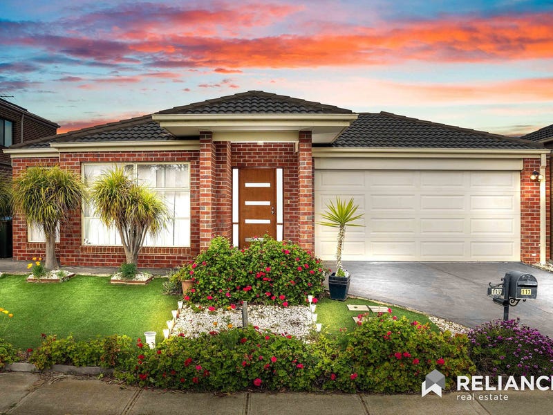 117 Featherbrook Drive, Point Cook, VIC 3030