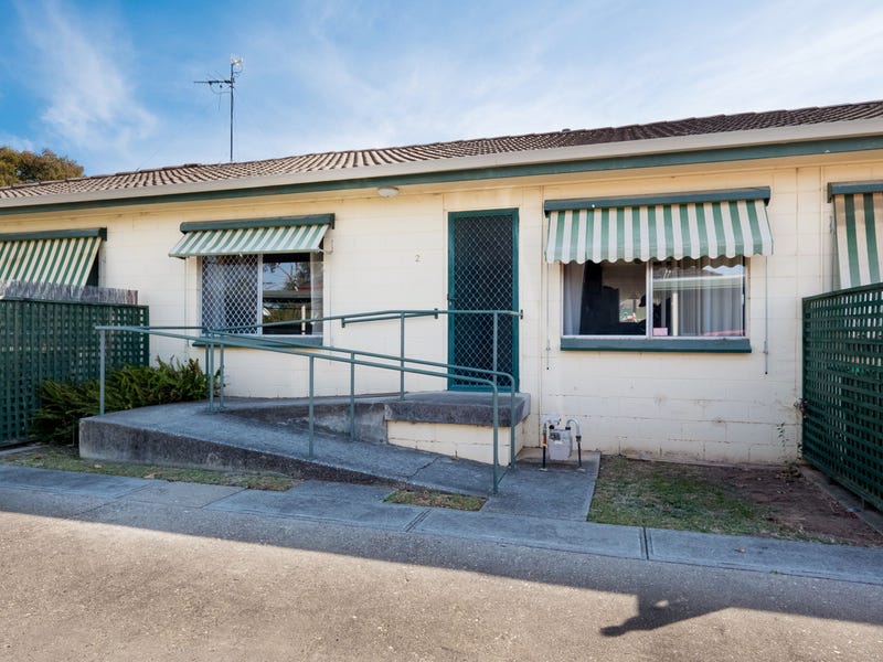 2/92 LAWRENCE STREET, Wodonga, Vic 3690 Property Details