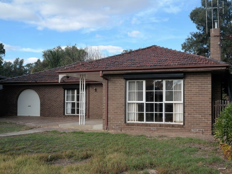 73 Victoria Street, Rochester, VIC 3561