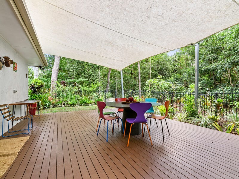 5/5761 Bamboo Street, Holloways Beach, QLD 4878