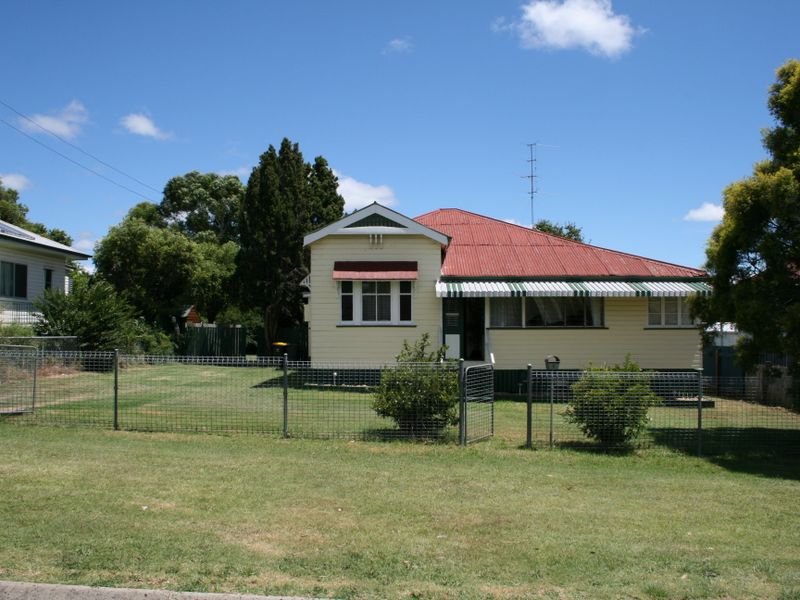 9 Street, Warwick, QLD 4370