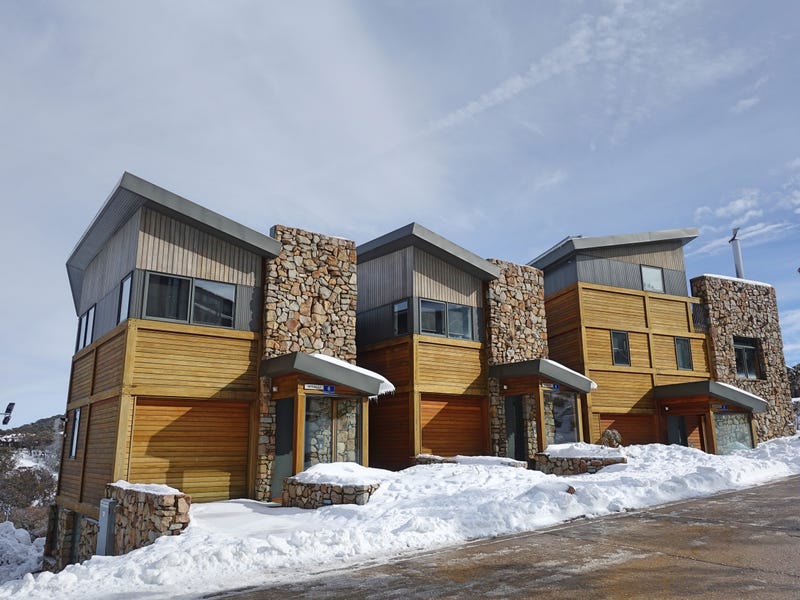 Houses for Sale in Mount Buller, VIC 3723