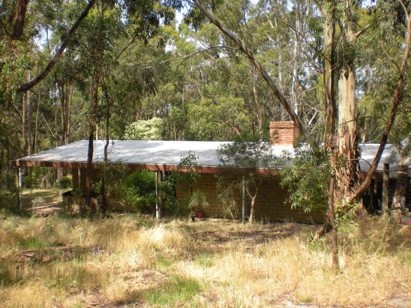 294 Ashbourne Road, Woodend, VIC 3442