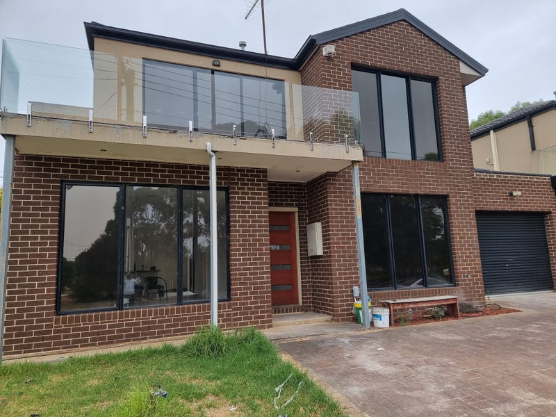 1/27 Feathertop Drive, Wyndham Vale, VIC 3024