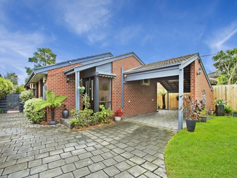 33 Mackie Road, Bentleigh East, VIC 3165